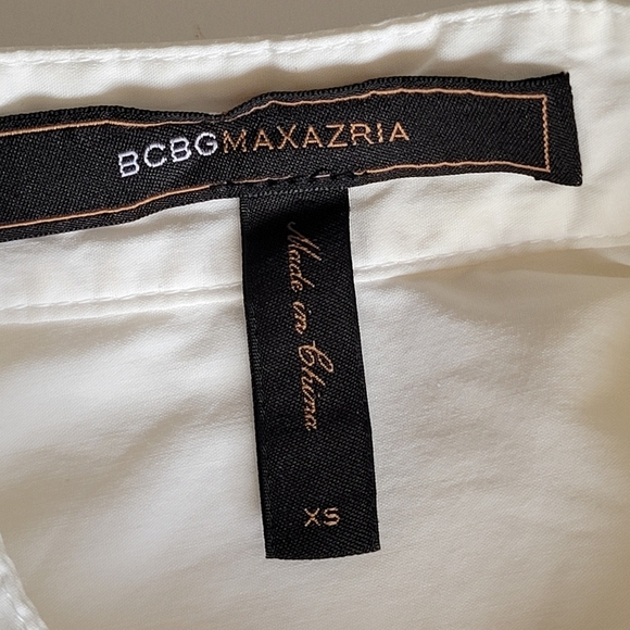 BCBGMaxazria Chain Stich Shirt. - Picture 6 of 9